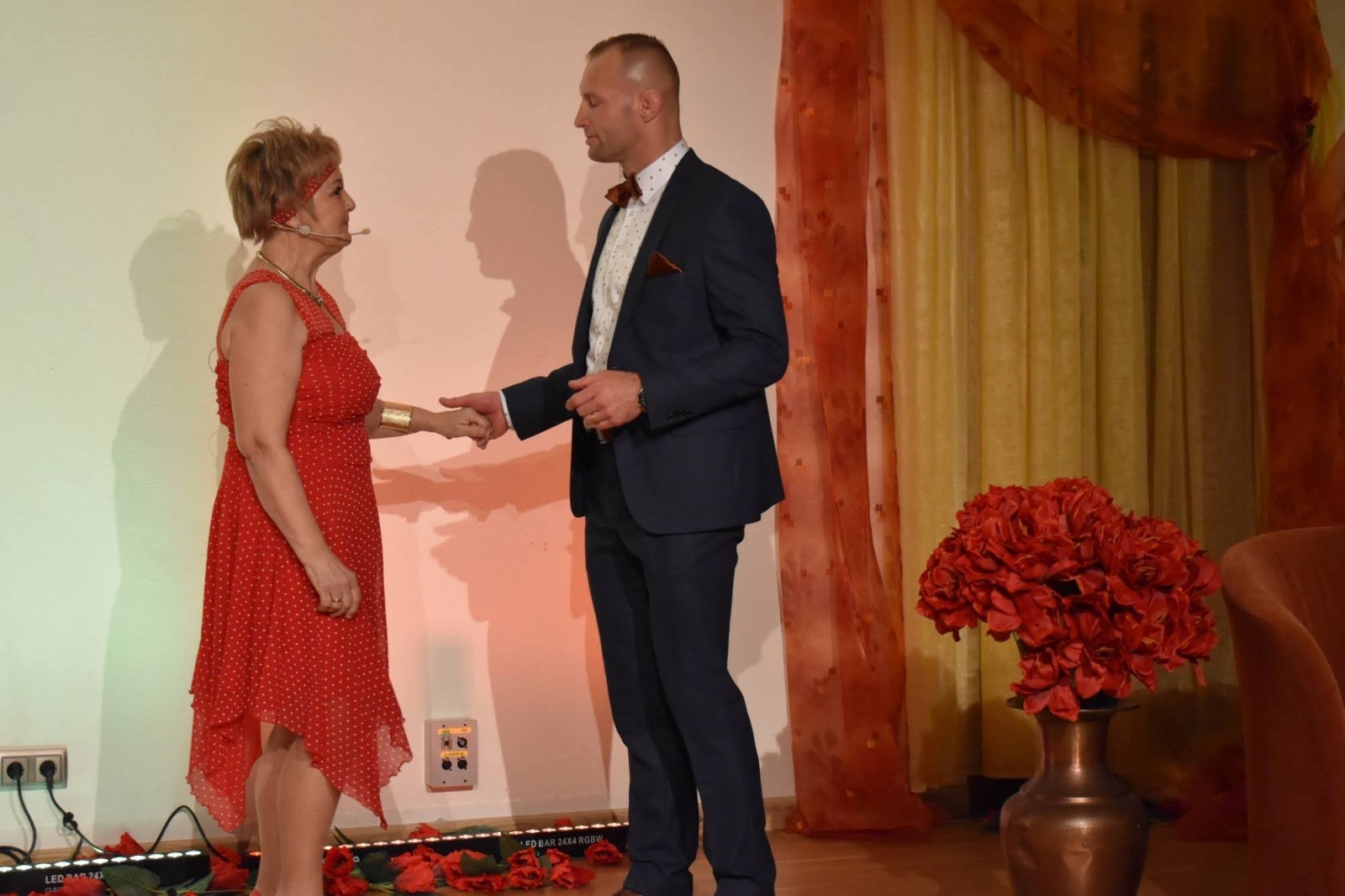 Zdjęcie w galerii na portalu naszraciborz.pl: Na zamku zapachniało Walentynkami wiadomości z regionu