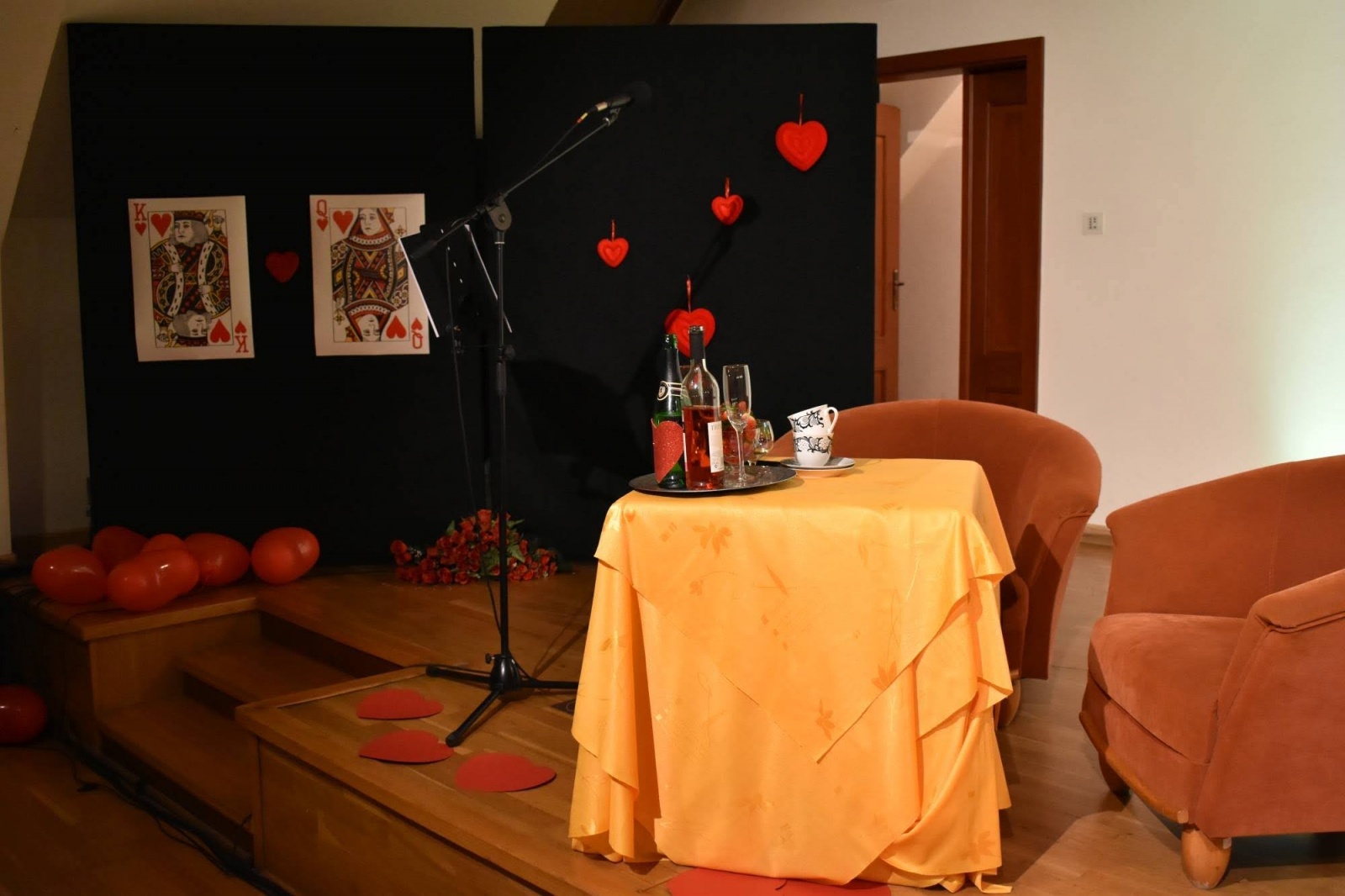 Zdjęcie w galerii na portalu naszraciborz.pl: Na zamku zapachniało Walentynkami wiadomości z regionu