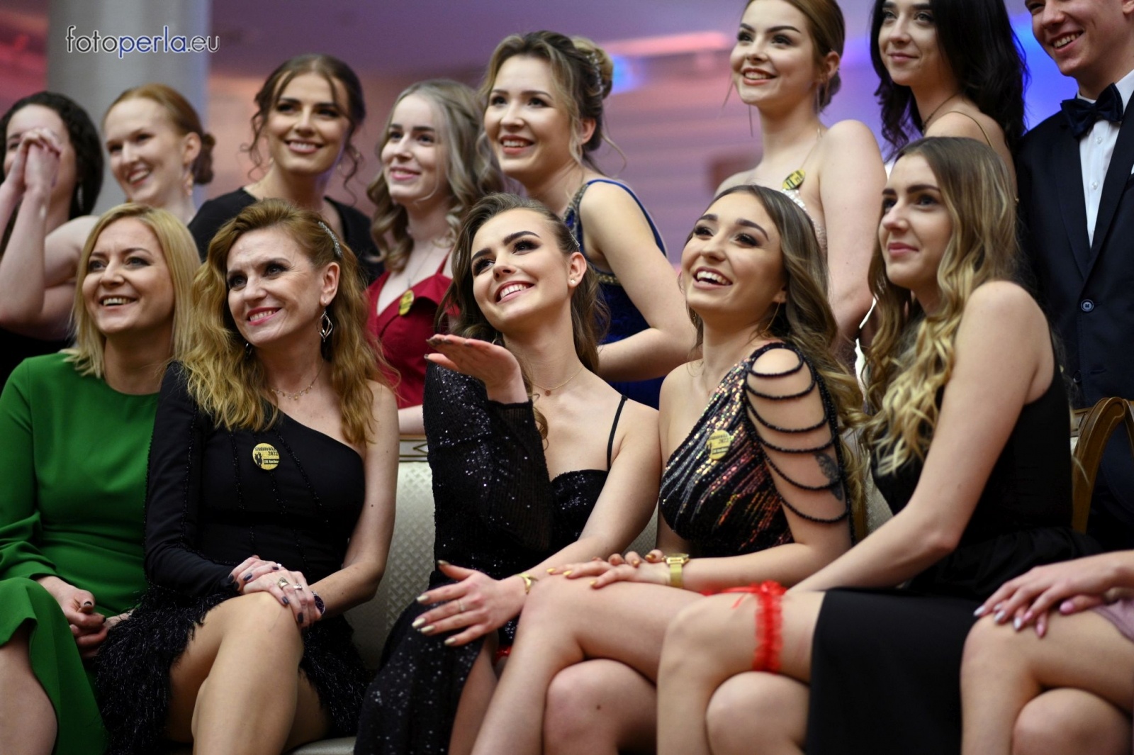 Zdjęcie w galerii na portalu naszraciborz.pl: Przeżyjmy to jeszcze raz. Ekonomik bawił się w dworku Komorno [FOTO] wiadomości z regionu