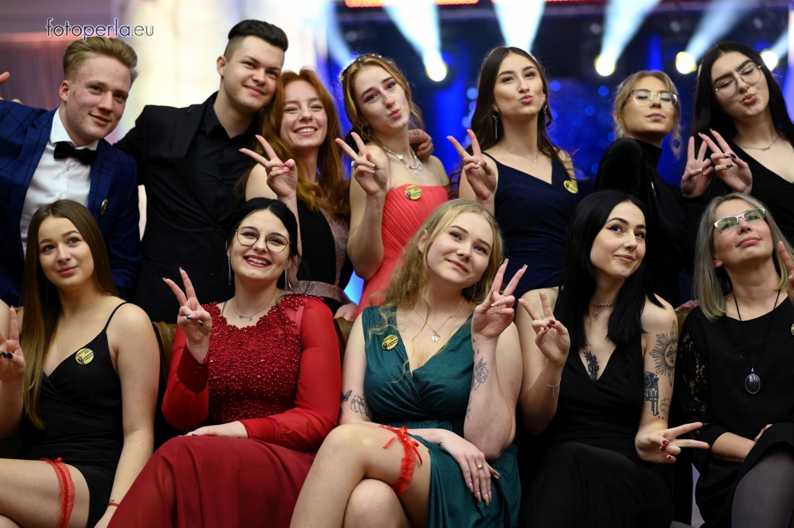 Zdjęcie w galerii na portalu naszraciborz.pl: Przeżyjmy to jeszcze raz. Ekonomik bawił się w dworku Komorno [FOTO] wiadomości z regionu