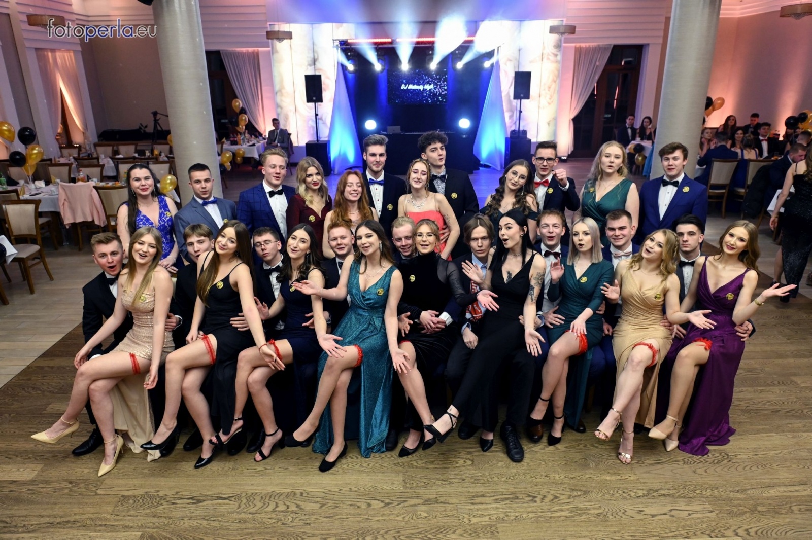 Zdjęcie w galerii na portalu naszraciborz.pl: Przeżyjmy to jeszcze raz. Ekonomik bawił się w dworku Komorno [FOTO] wiadomości z regionu