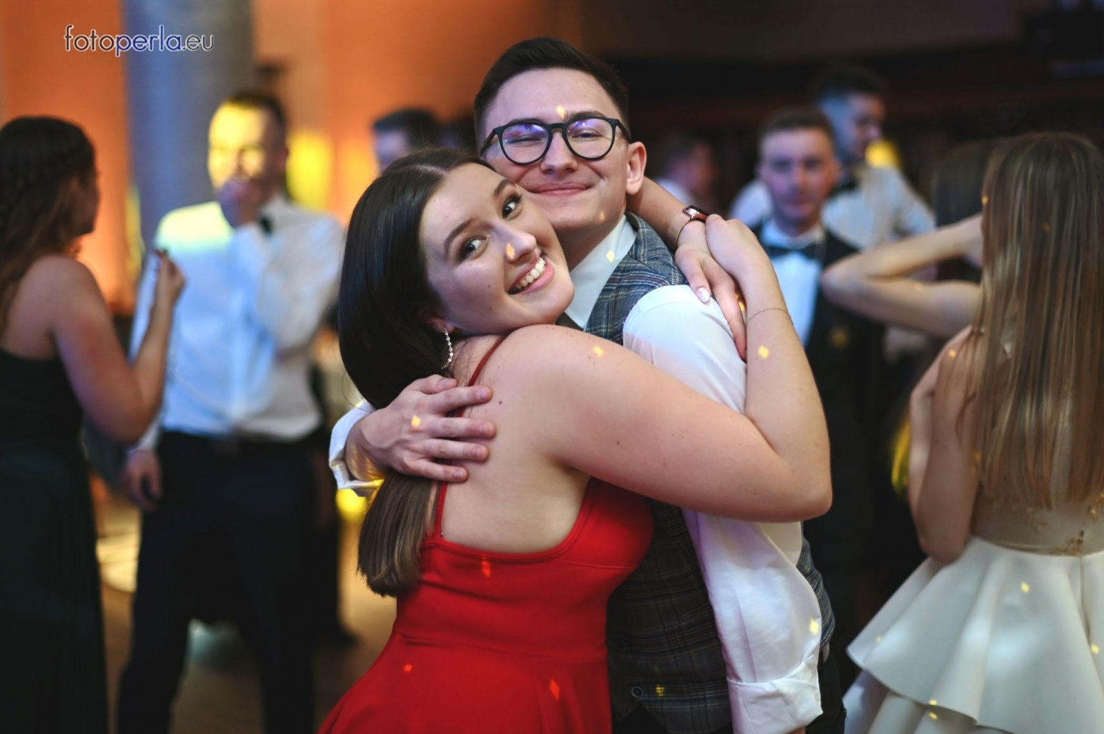 Zdjęcie w galerii na portalu naszraciborz.pl: Przeżyjmy to jeszcze raz. Ekonomik bawił się w dworku Komorno [FOTO] wiadomości z regionu