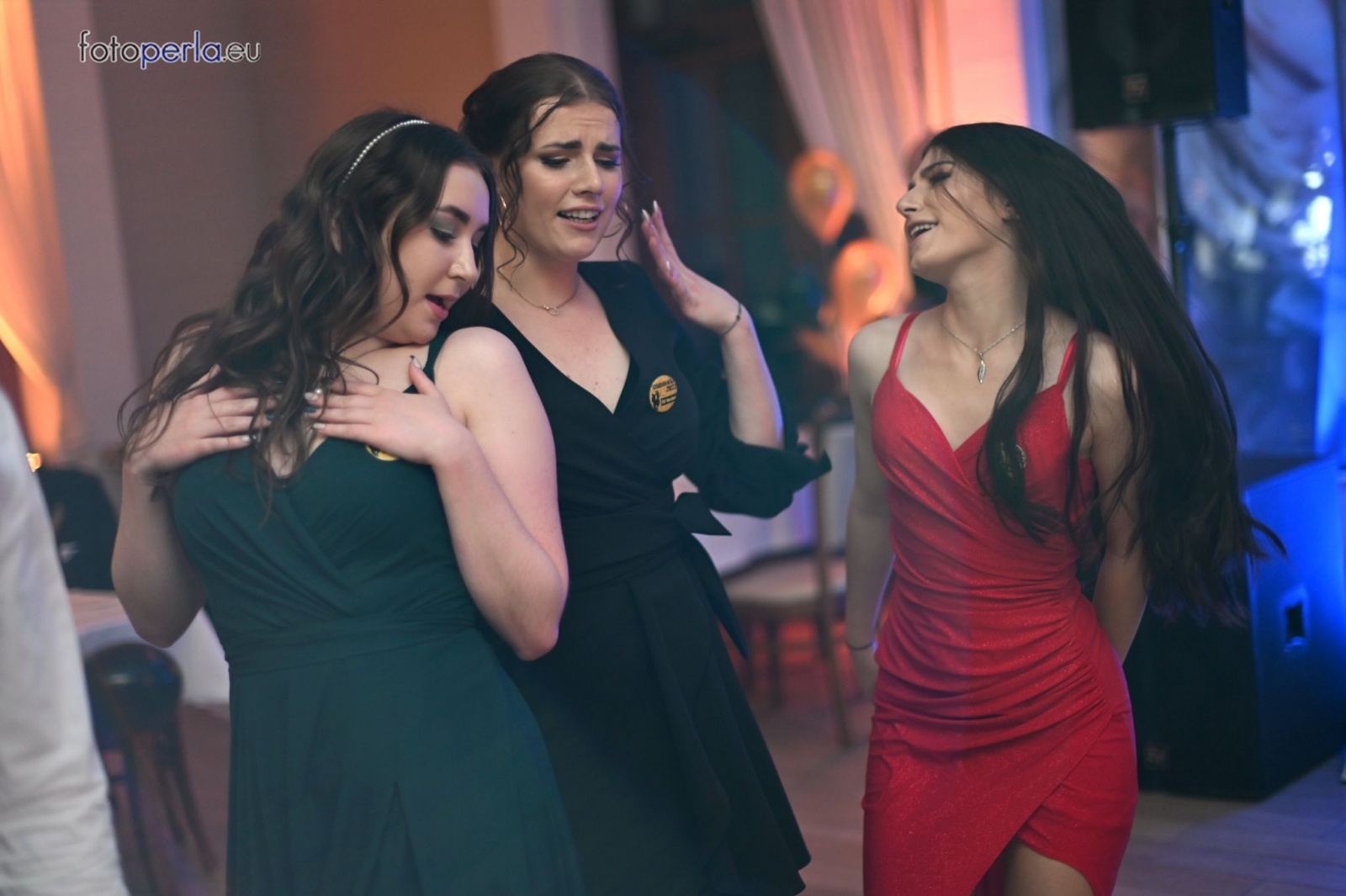 Zdjęcie w galerii na portalu naszraciborz.pl: Przeżyjmy to jeszcze raz. Ekonomik bawił się w dworku Komorno [FOTO] wiadomości z regionu