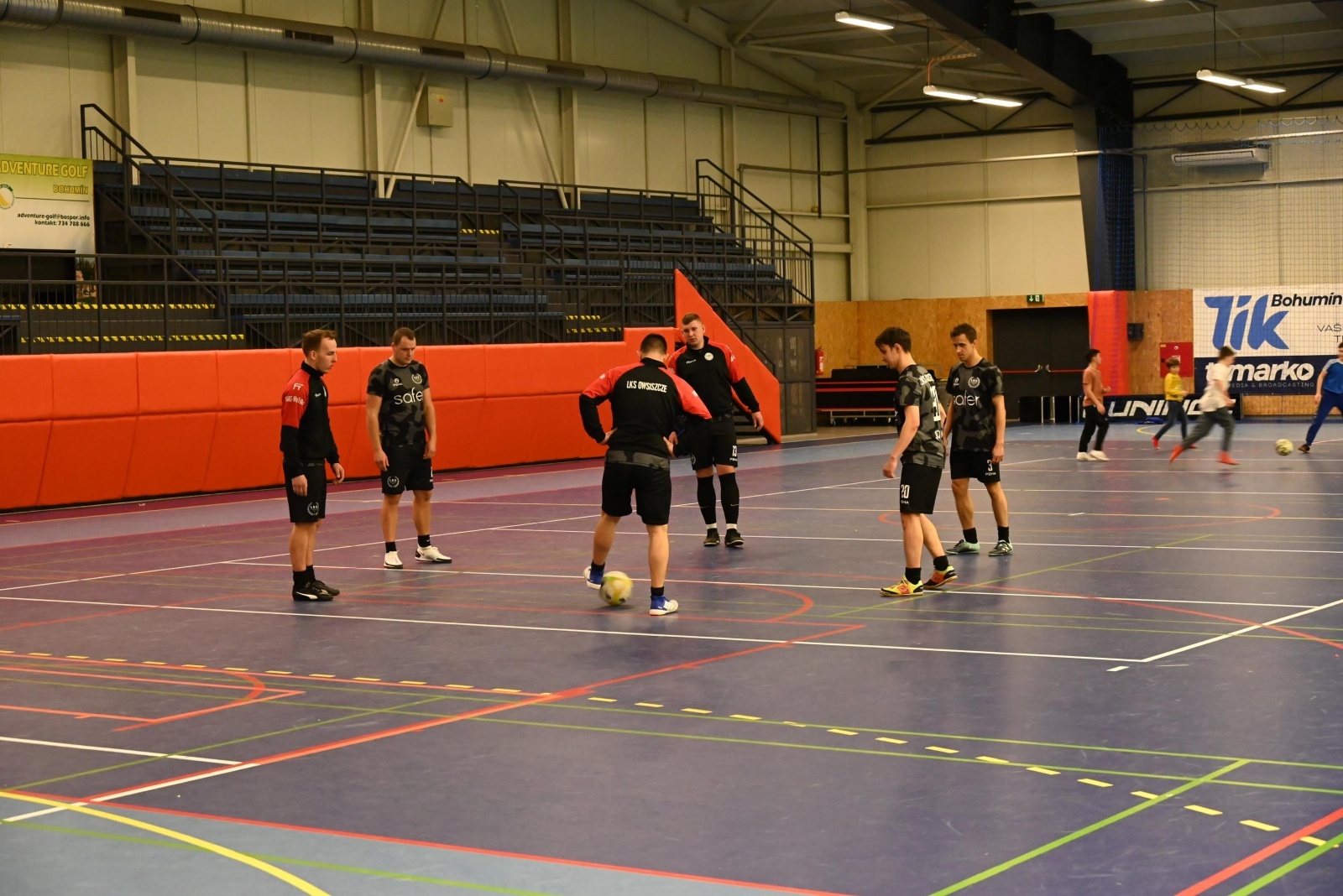 Zdjęcie w galerii na portalu naszraciborz.pl: LKS Tworków z Pucharem Wójta Krzyżanowic wiadomości z regionu