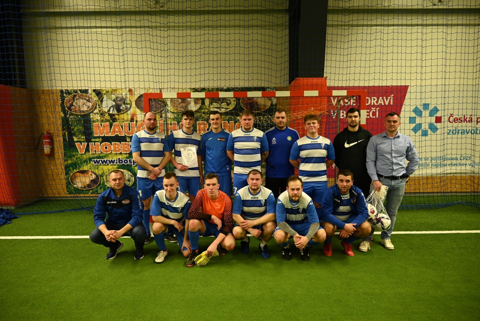 Zdjęcie w galerii na portalu naszraciborz.pl: LKS Tworków z Pucharem Wójta Krzyżanowic wiadomości z regionu