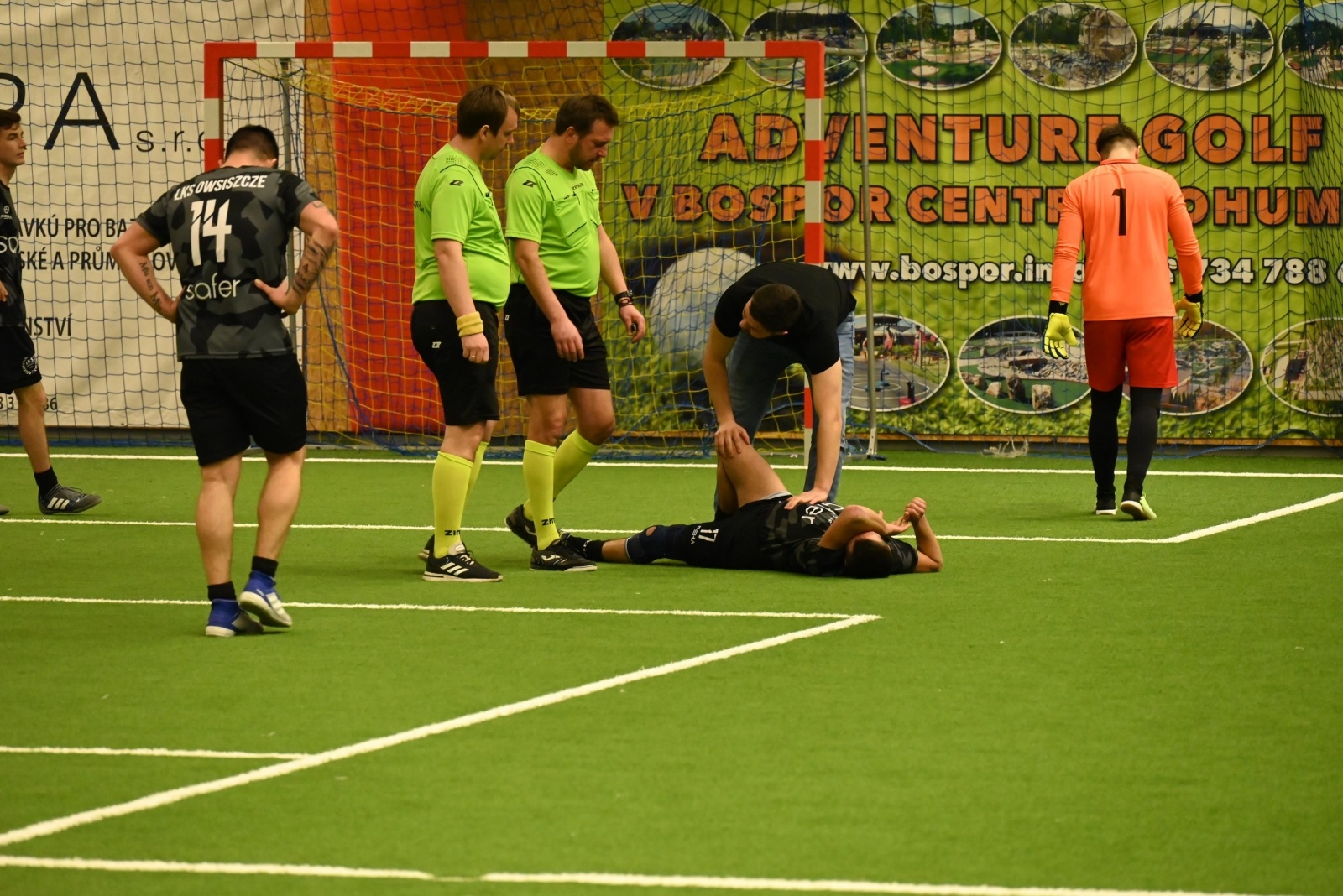 Zdjęcie w galerii na portalu naszraciborz.pl: LKS Tworków z Pucharem Wójta Krzyżanowic wiadomości z regionu