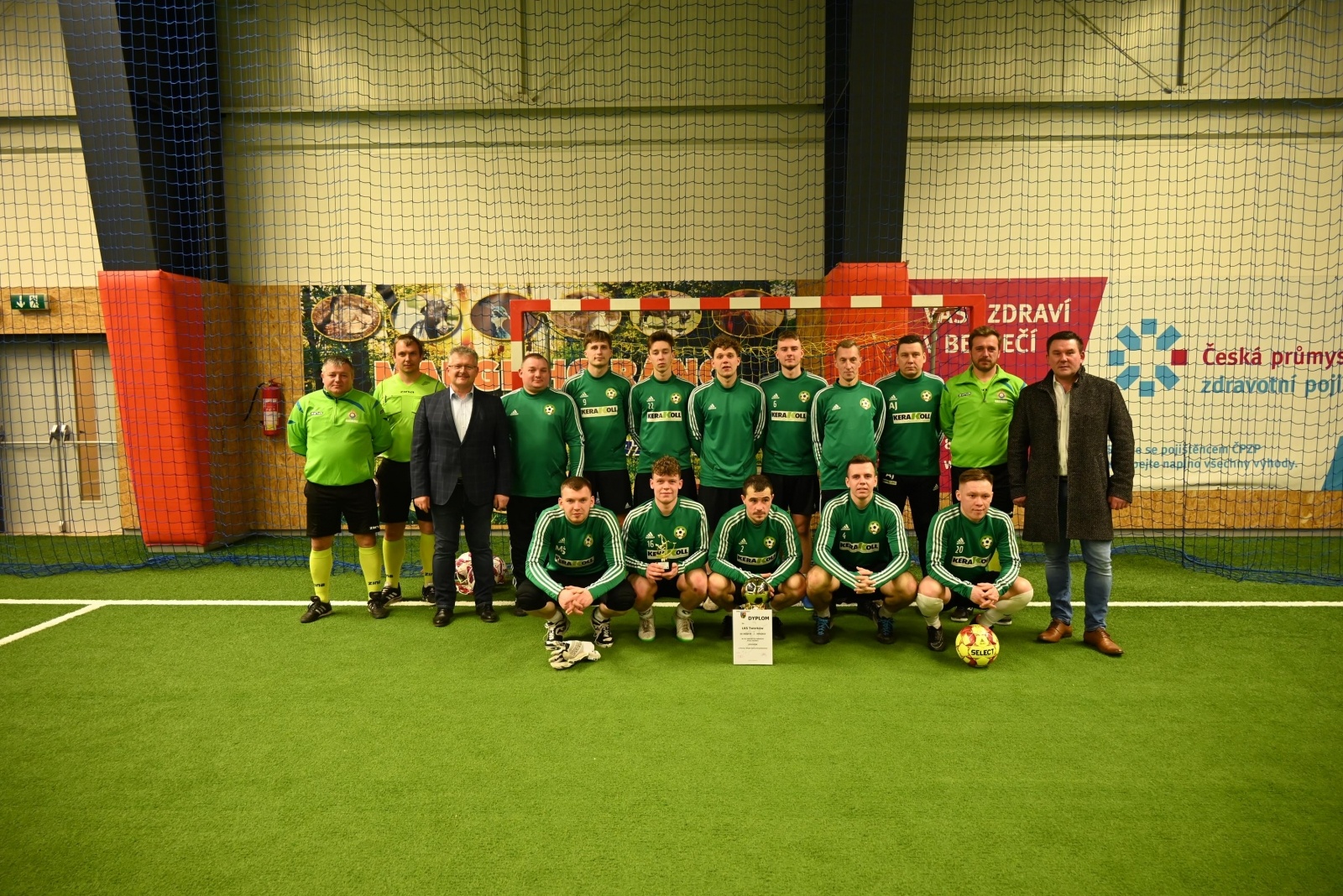 Zdjęcie w galerii na portalu naszraciborz.pl: LKS Tworków z Pucharem Wójta Krzyżanowic wiadomości z regionu