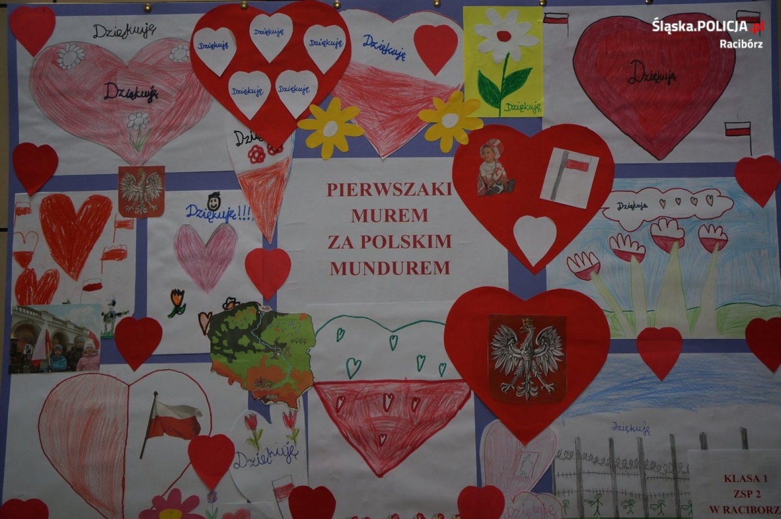 Zdjęcie w galerii na portalu naszraciborz.pl: Dzieci z Ocic murem za policyjnym mundurem wiadomości z regionu