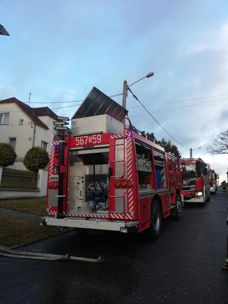 Zdjęcie w galerii na portalu naszraciborz.pl: Raport 998. 50 tys. złotych strat w pożarze poddasza w Bolesławiu [FOTO] wiadomości z regionu