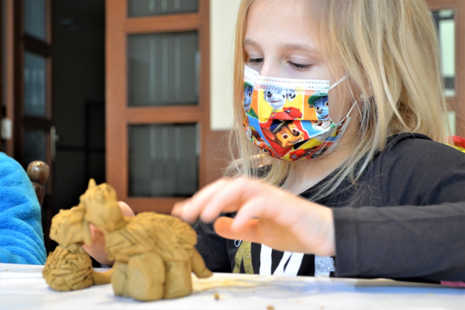 Zdjęcie w galerii na portalu naszraciborz.pl: Rzeźba, krosno i taniec. Ferie z RCK wiadomości z regionu