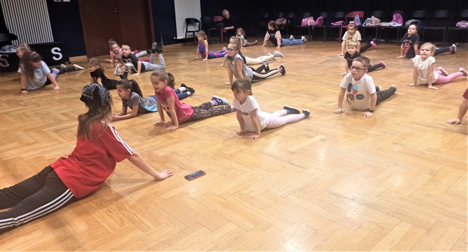 Zdjęcie w galerii na portalu naszraciborz.pl: Rzeźba, krosno i taniec. Ferie z RCK wiadomości z regionu