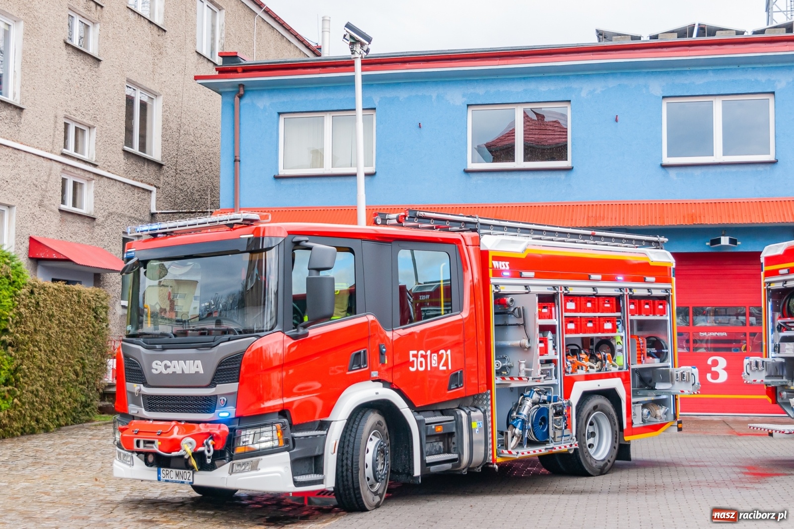 Zdjęcie w galerii na portalu naszraciborz.pl: Raciborscy strażacy pochwalili się nowymi wozami bojowymi [FOTO i WIDEO] wiadomości z regionu