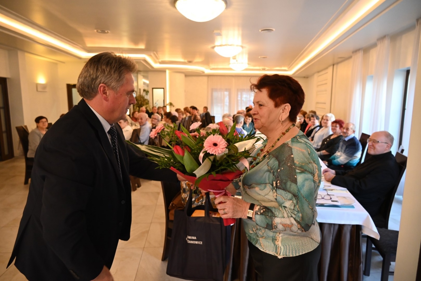 Zdjęcie w galerii na portalu naszraciborz.pl: Dzień babci i dziadka w Krzyżanowicach wiadomości z regionu