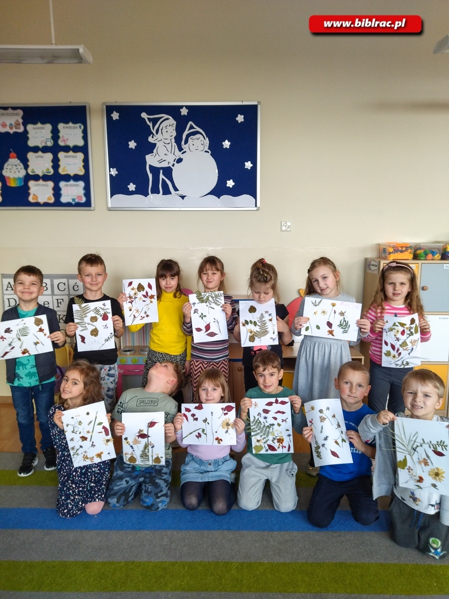 Zdjęcie w galerii na portalu naszraciborz.pl: Obrazki z kwiatów podczas Kulturalnych Ferii z Biblioteką w Markowicach wiadomości z regionu