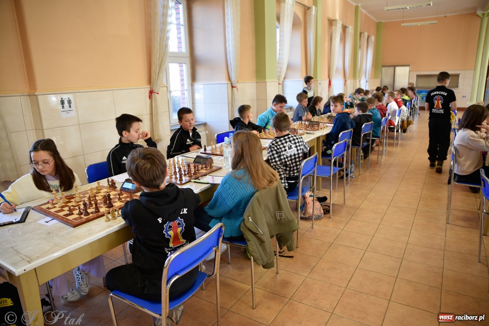 Zdjęcie w galerii na portalu naszraciborz.pl: Młodzi szachiści w rywalizacji o Puchar Prezydenta [FOTO] wiadomości z regionu