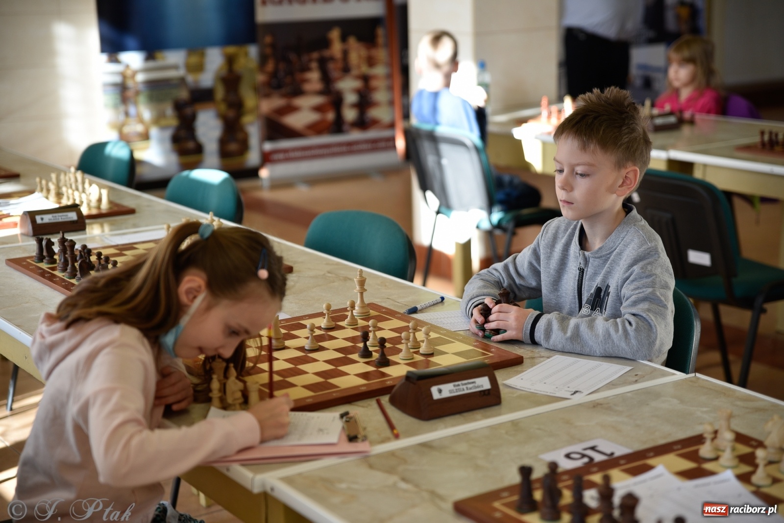 Zdjęcie w galerii na portalu naszraciborz.pl: Młodzi szachiści w rywalizacji o Puchar Prezydenta [FOTO] wiadomości z regionu
