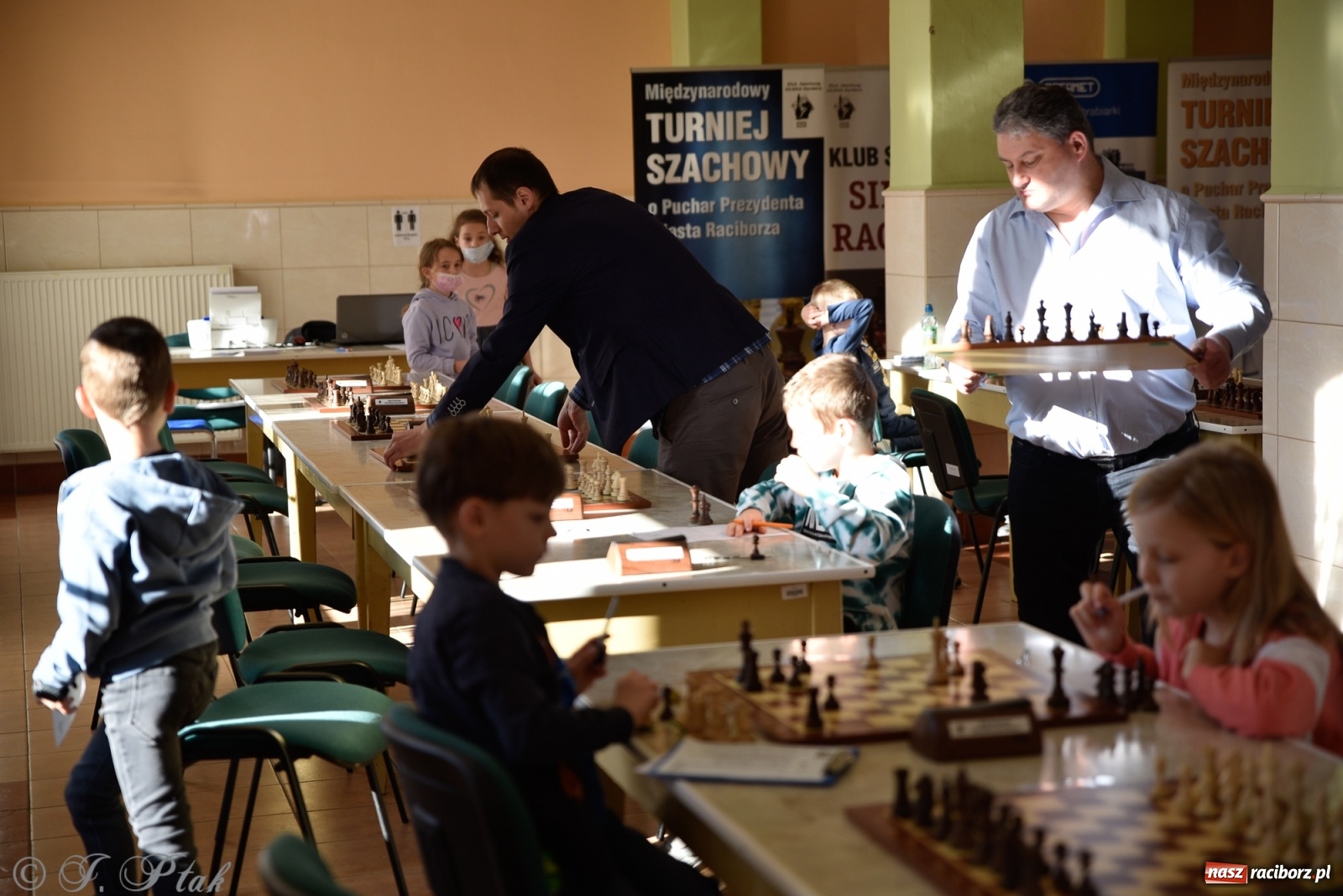 Zdjęcie w galerii na portalu naszraciborz.pl: Młodzi szachiści w rywalizacji o Puchar Prezydenta [FOTO] wiadomości z regionu