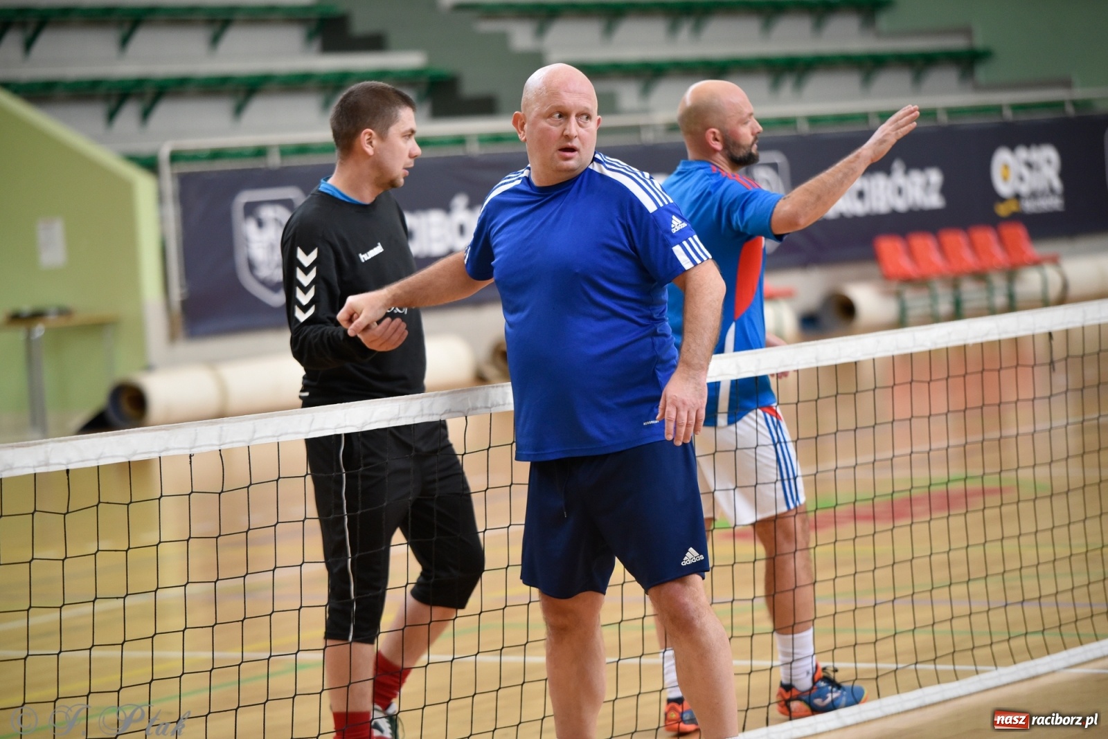 Zdjęcie w galerii na portalu naszraciborz.pl: Turniej siatkonogi w Arenie Rafako [FOTO] wiadomości z regionu