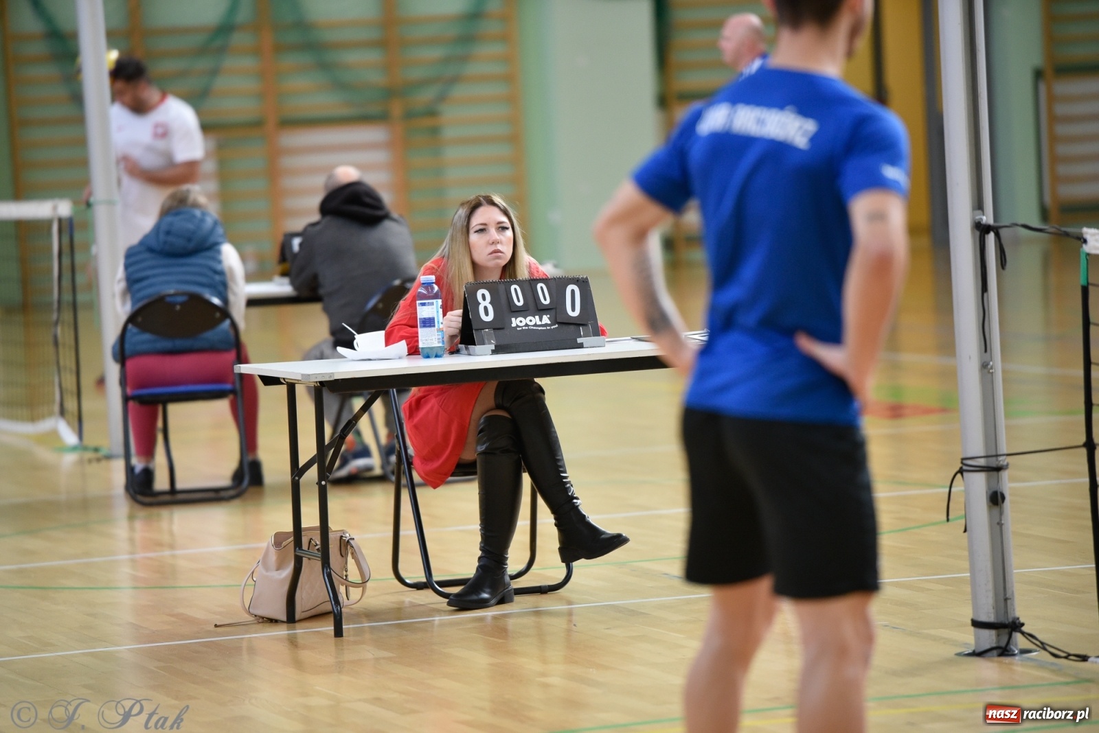 Zdjęcie w galerii na portalu naszraciborz.pl: Turniej siatkonogi w Arenie Rafako [FOTO] wiadomości z regionu