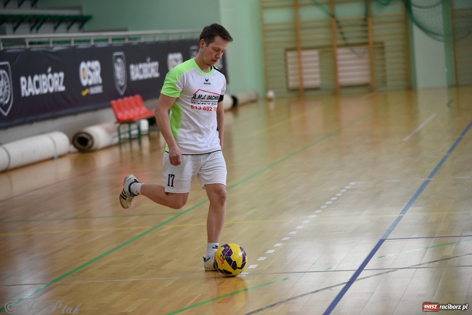 Zdjęcie w galerii na portalu naszraciborz.pl: Turniej siatkonogi w Arenie Rafako [FOTO] wiadomości z regionu