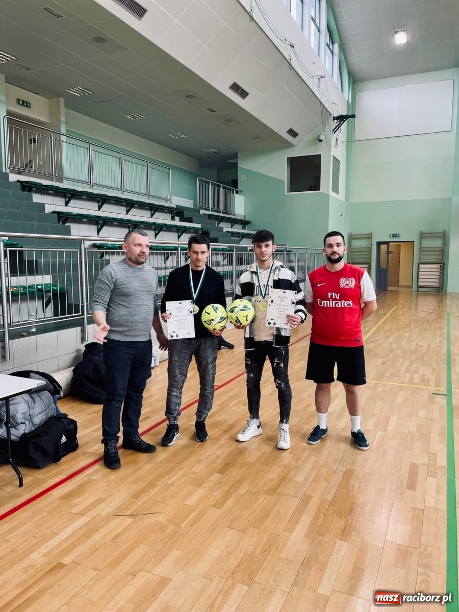 Zdjęcie w galerii na portalu naszraciborz.pl: Turniej siatkonogi w Arenie Rafako [FOTO] wiadomości z regionu