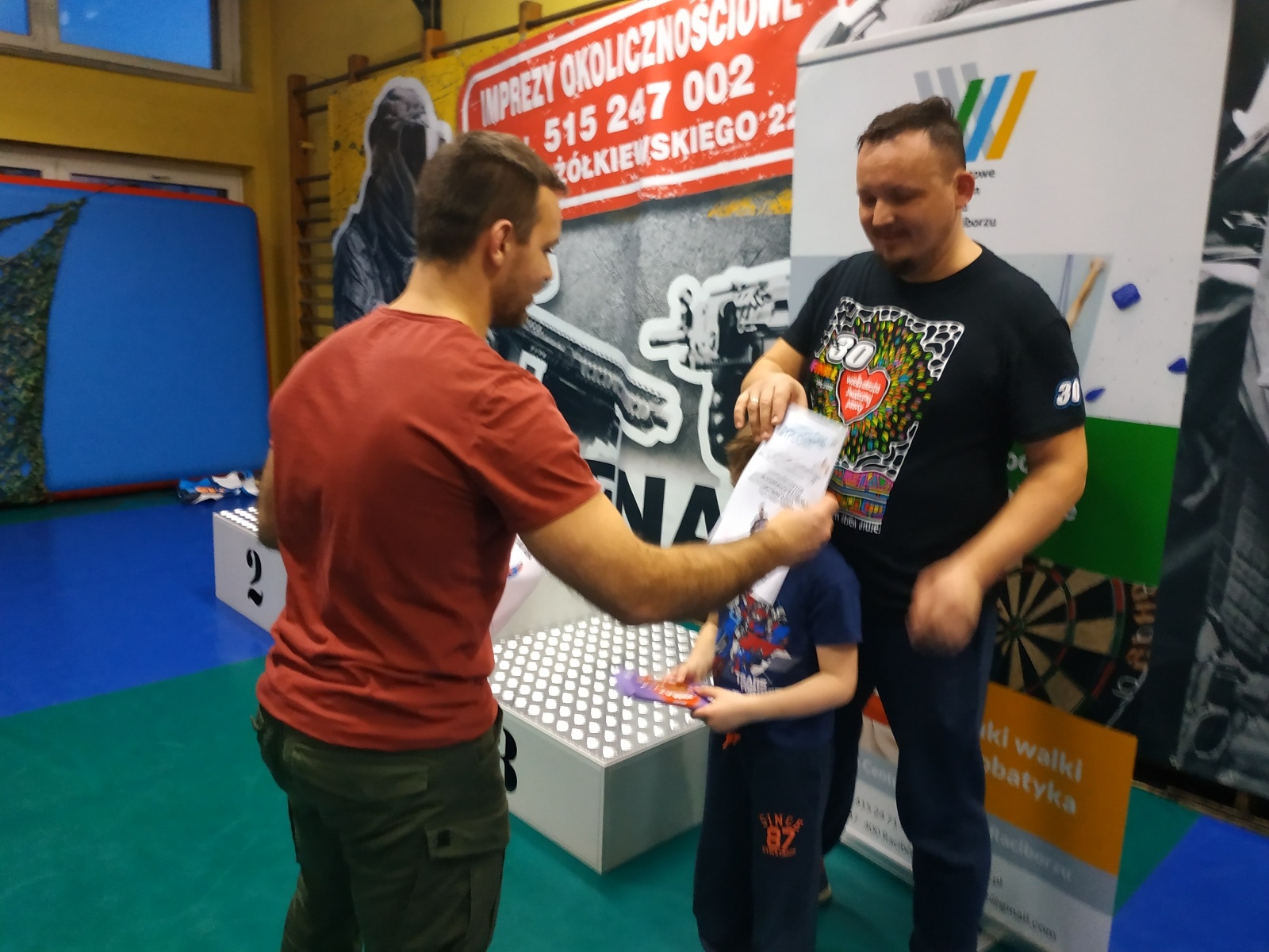 Zdjęcie w galerii na portalu naszraciborz.pl: Rywalizacja w NERF połączyła pokolenia [FOTO] wiadomości z regionu