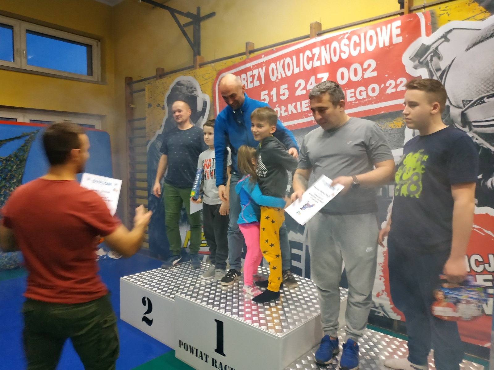 Zdjęcie w galerii na portalu naszraciborz.pl: Rywalizacja w NERF połączyła pokolenia [FOTO] wiadomości z regionu