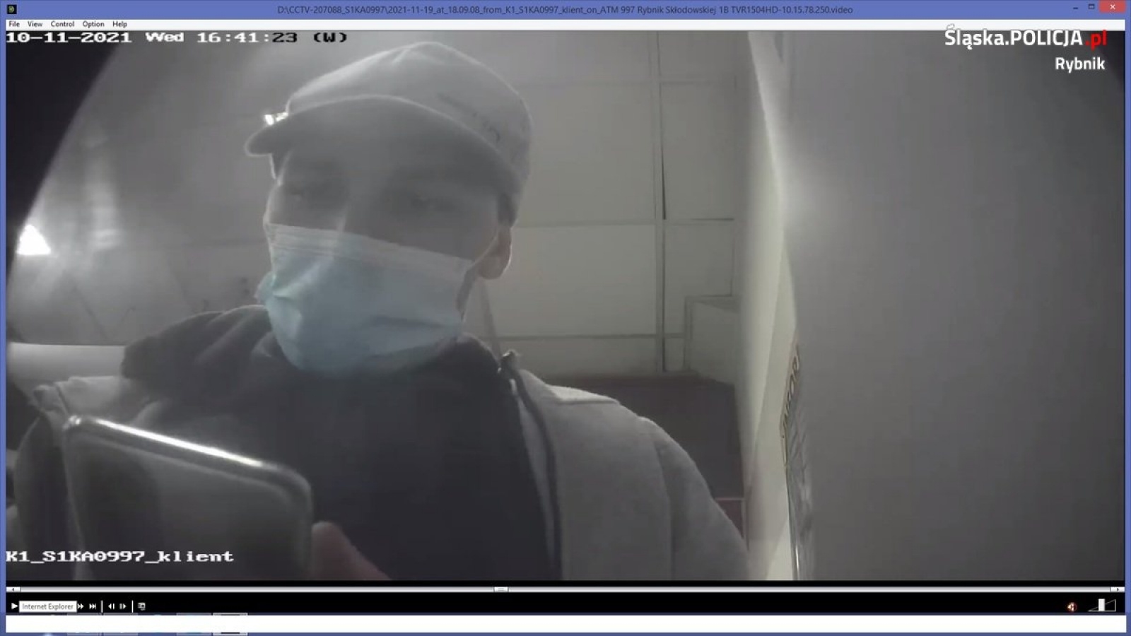 Zdjęcie w galerii na portalu naszraciborz.pl: Śląska cyberpolicja szuka tego mężczyzny wiadomości z regionu