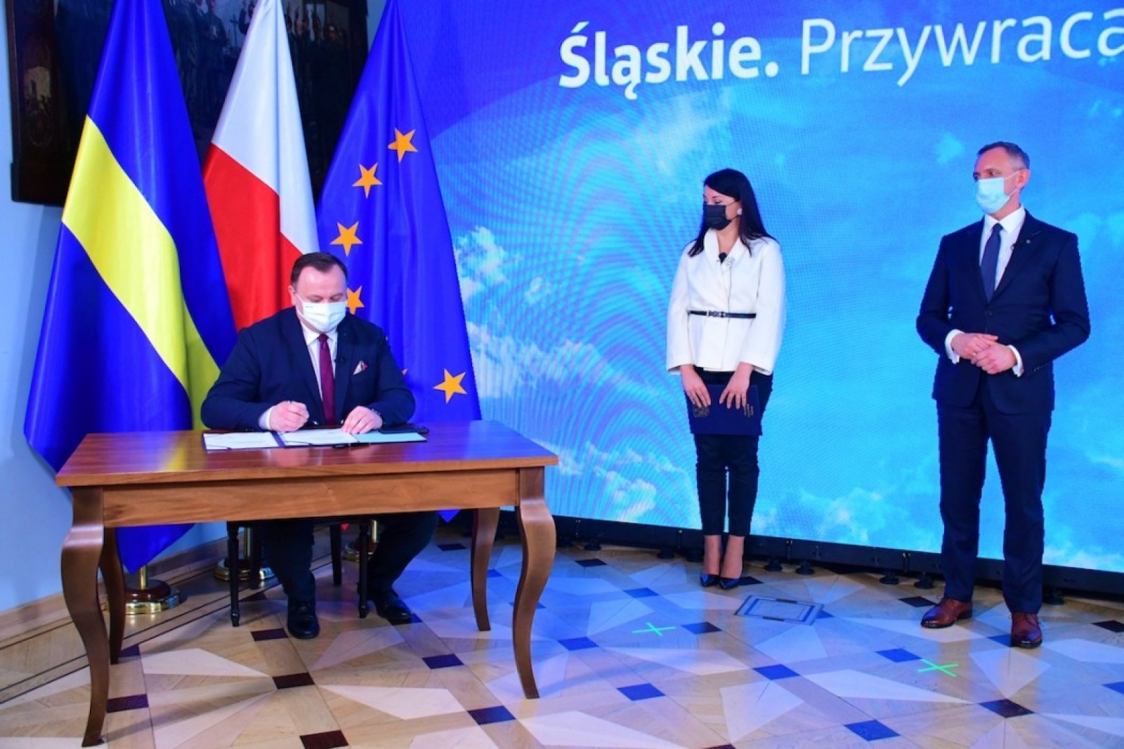 Zdjęcie w galerii na portalu naszraciborz.pl: NFOŚiGW przekaże blisko 26 mln zł dotacji dla Województwa Śląskiego na wdrażanie Programu ochrony powietrza w ramach unijnego projektu LIFE wiadomości z regionu