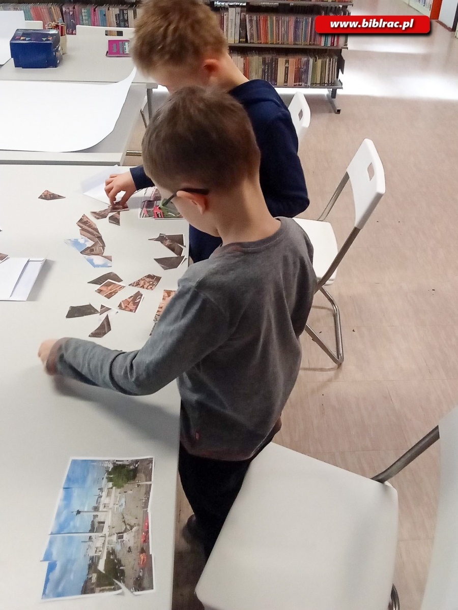 Zdjęcie w galerii na portalu naszraciborz.pl: Kulturalne ferie w dzielnicach w raciborską książnicą [FOTO] wiadomości z regionu