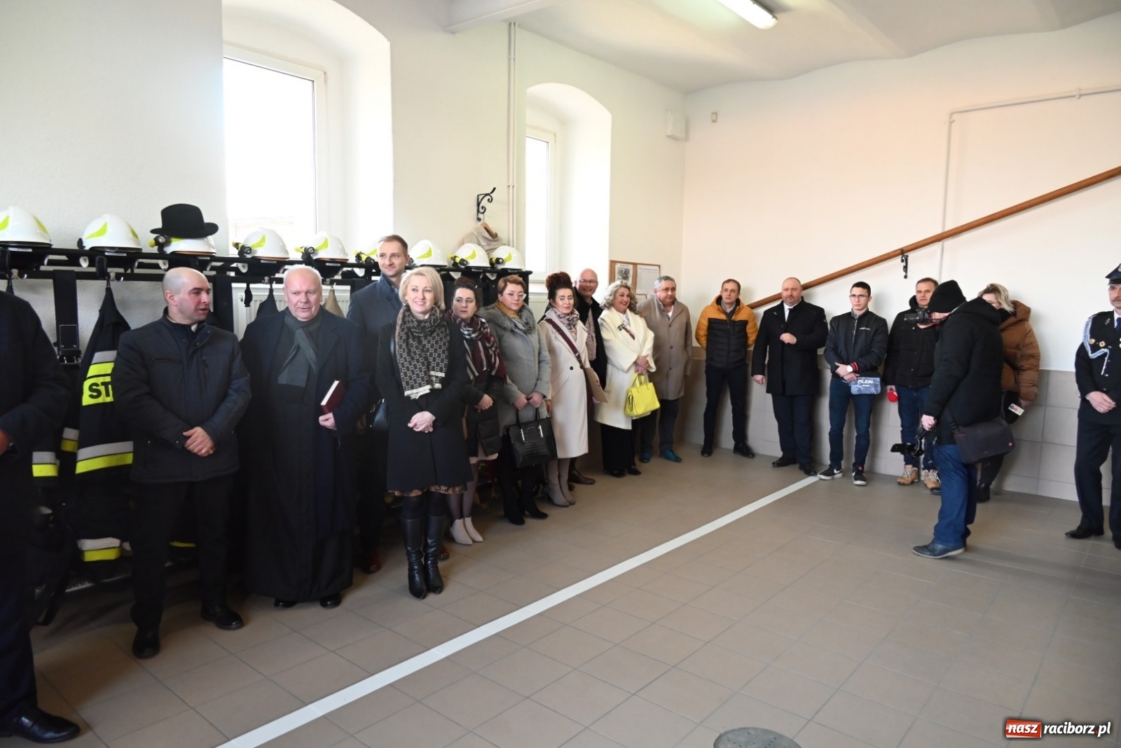 Zdjęcie w galerii na portalu naszraciborz.pl: Oficjalne przekazanie nowego wozu strażackiego dla OSP Bieńkowice wiadomości z regionu