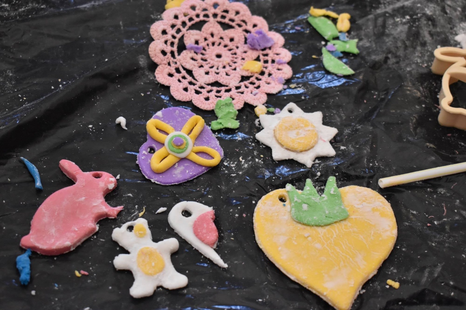 Zdjęcie w galerii na portalu naszraciborz.pl: Zamek zorganizował zabawy z masą plastyczną wiadomości z regionu