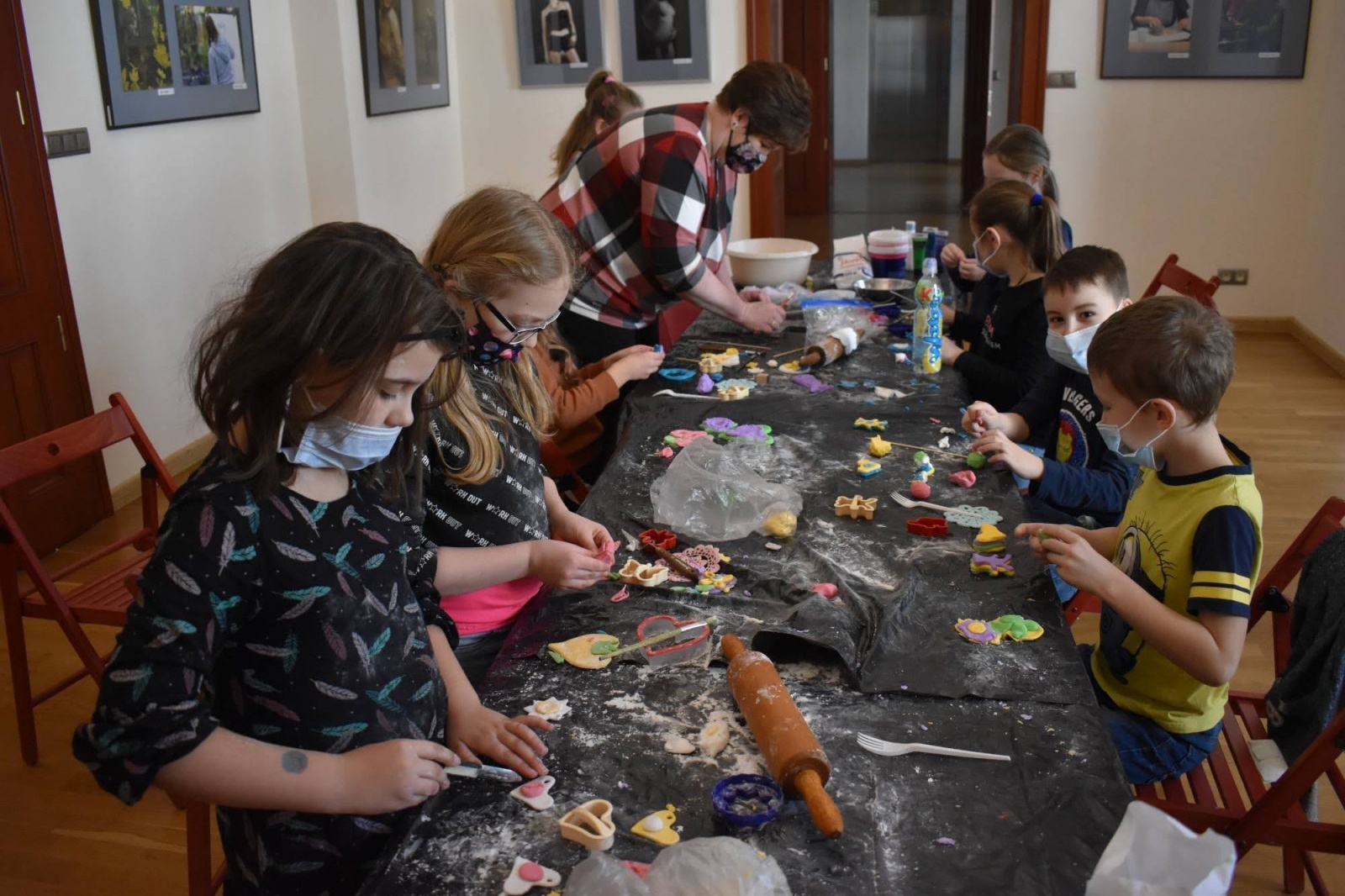 Zdjęcie w galerii na portalu naszraciborz.pl: Zamek zorganizował zabawy z masą plastyczną wiadomości z regionu