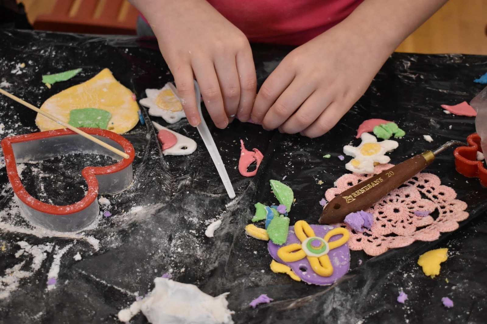 Zdjęcie w galerii na portalu naszraciborz.pl: Zamek zorganizował zabawy z masą plastyczną wiadomości z regionu