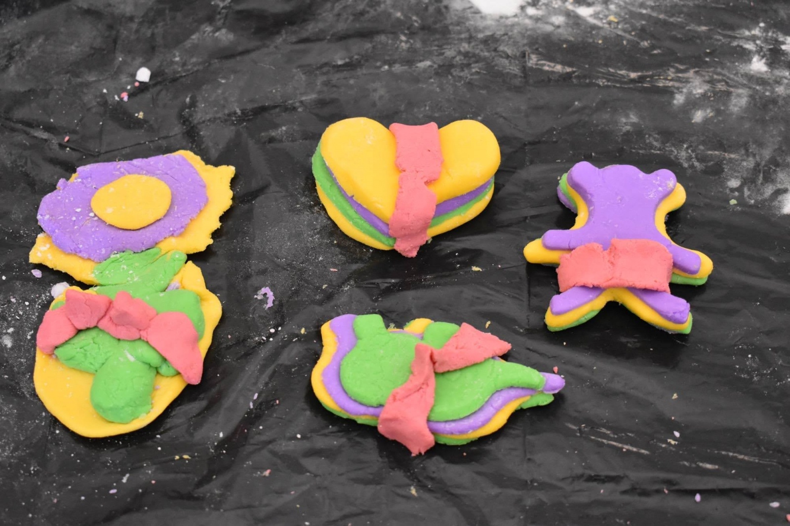 Zdjęcie w galerii na portalu naszraciborz.pl: Zamek zorganizował zabawy z masą plastyczną wiadomości z regionu