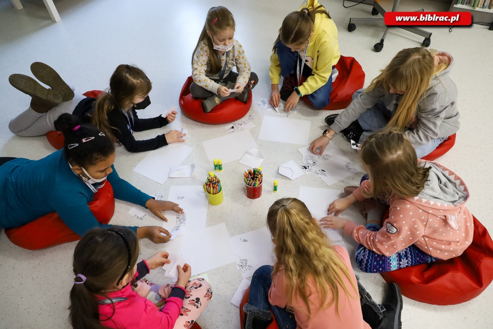 Zdjęcie w galerii na portalu naszraciborz.pl: Podróż do krainy czarów z raciborską biblioteką [FOTO] wiadomości z regionu