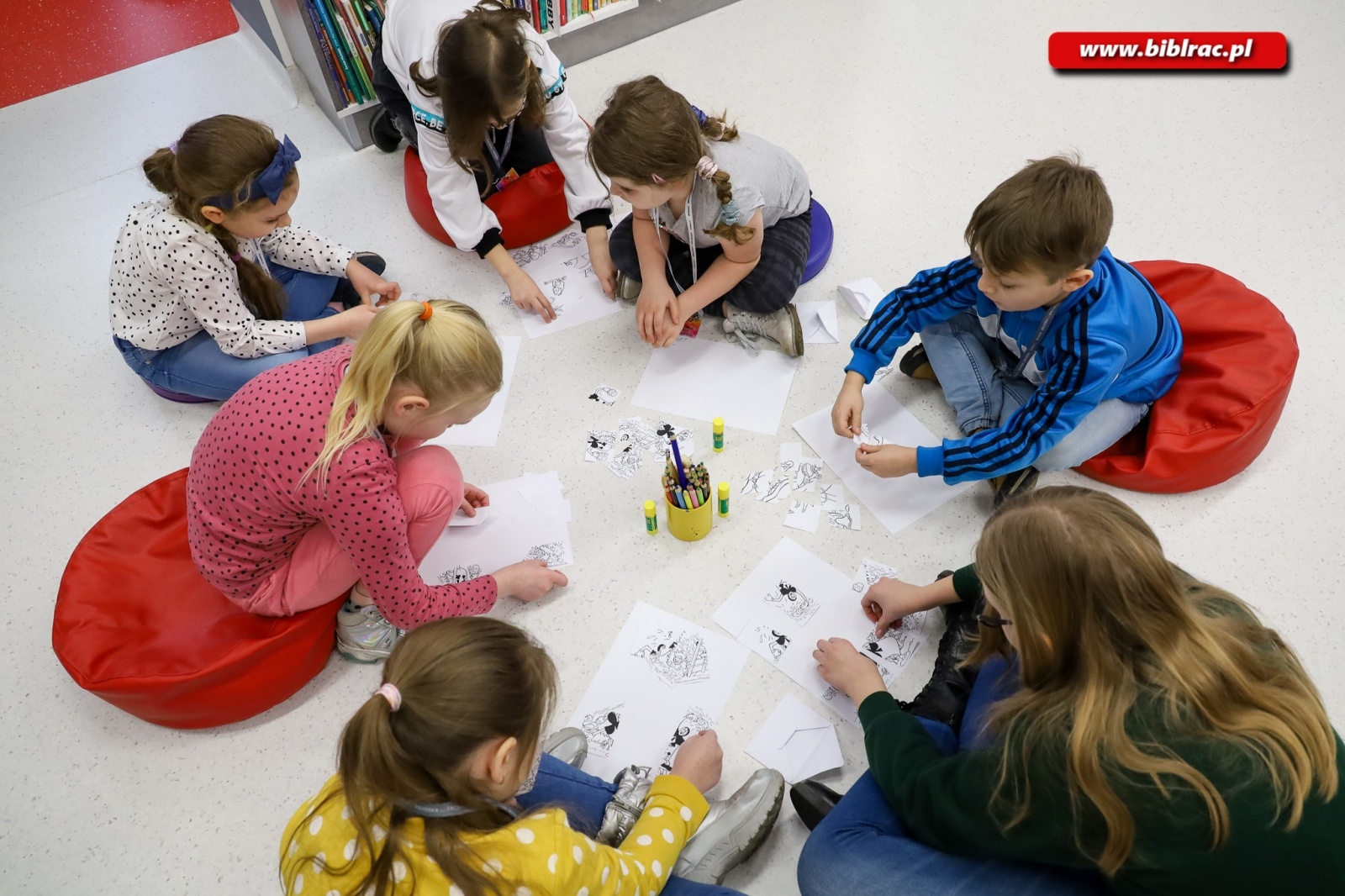 Zdjęcie w galerii na portalu naszraciborz.pl: Podróż do krainy czarów z raciborską biblioteką [FOTO] wiadomości z regionu