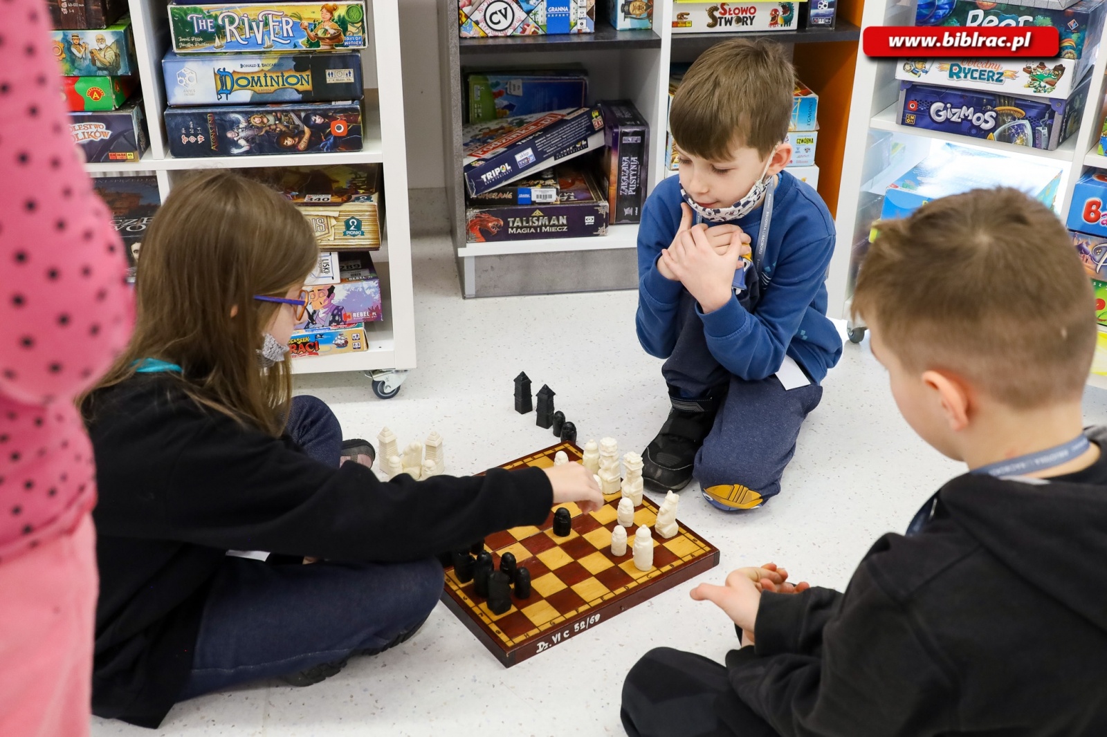 Zdjęcie w galerii na portalu naszraciborz.pl: Podróż do krainy czarów z raciborską biblioteką [FOTO] wiadomości z regionu