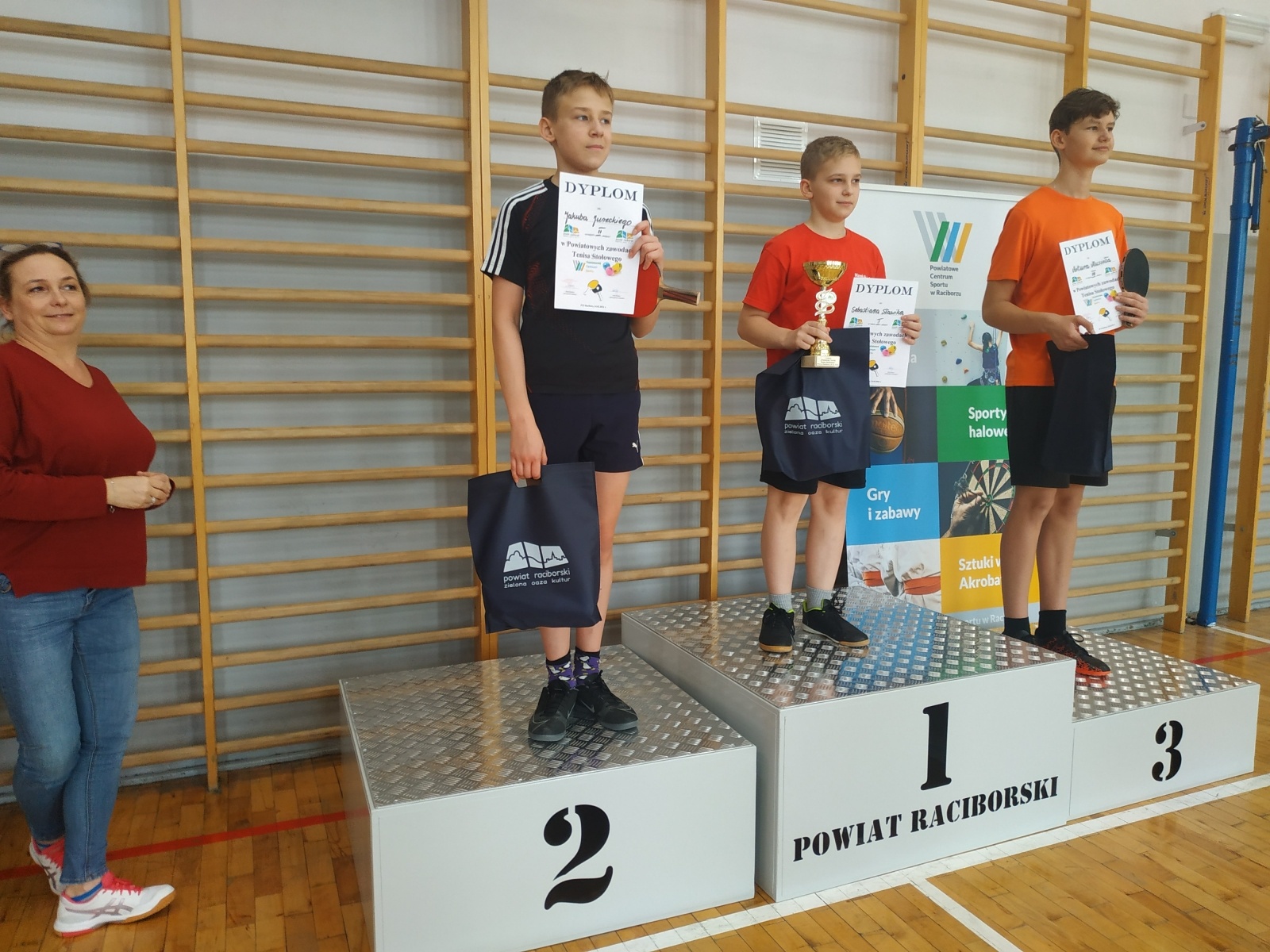 Zdjęcie w galerii na portalu naszraciborz.pl: Znamy triumfatorów turnieju tenisa w PCS wiadomości z regionu