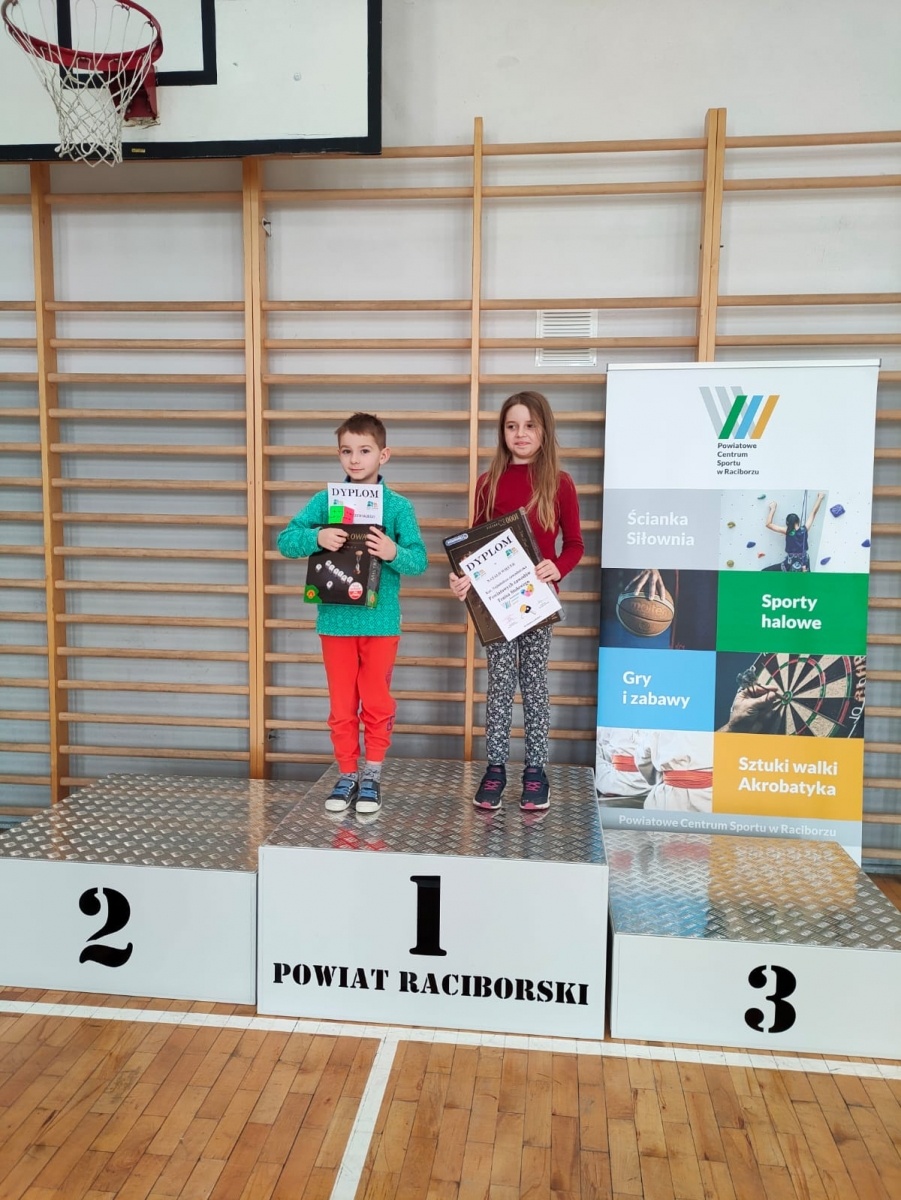 Zdjęcie w galerii na portalu naszraciborz.pl: Znamy triumfatorów turnieju tenisa w PCS wiadomości z regionu