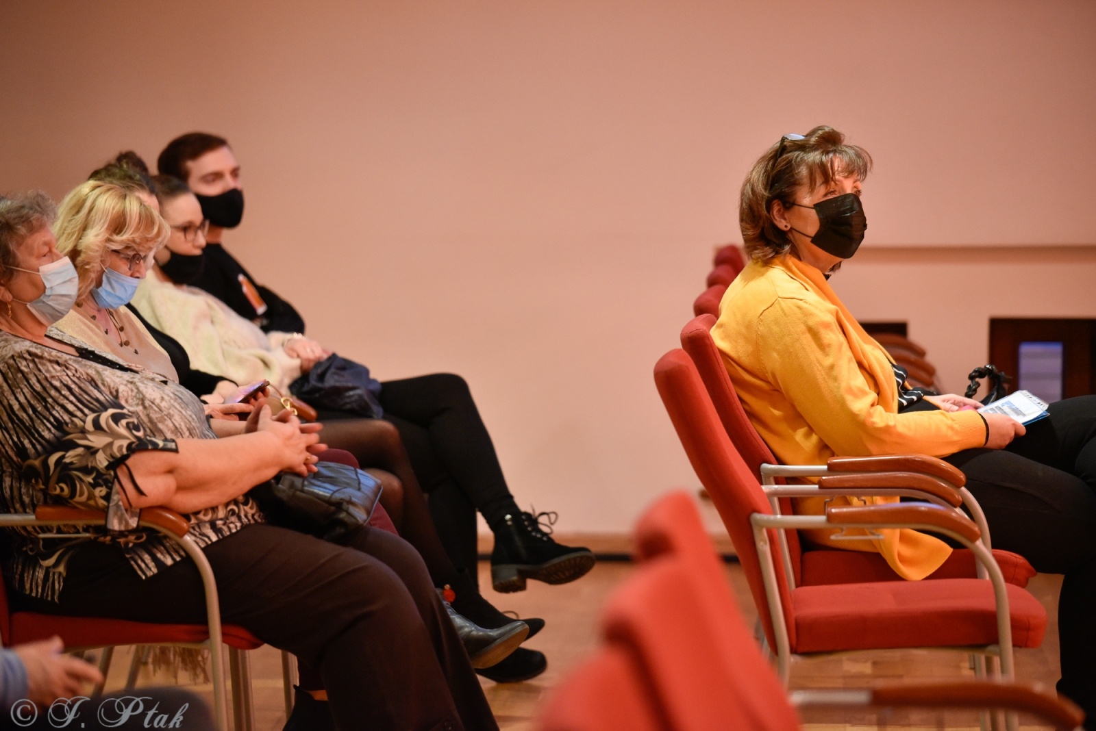 Zdjęcie w galerii na portalu naszraciborz.pl: Miraż w koncercie walentynkowym na zamku wiadomości z regionu