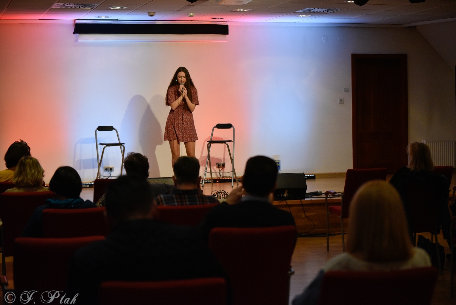 Zdjęcie w galerii na portalu naszraciborz.pl: Miraż w koncercie walentynkowym na zamku wiadomości z regionu