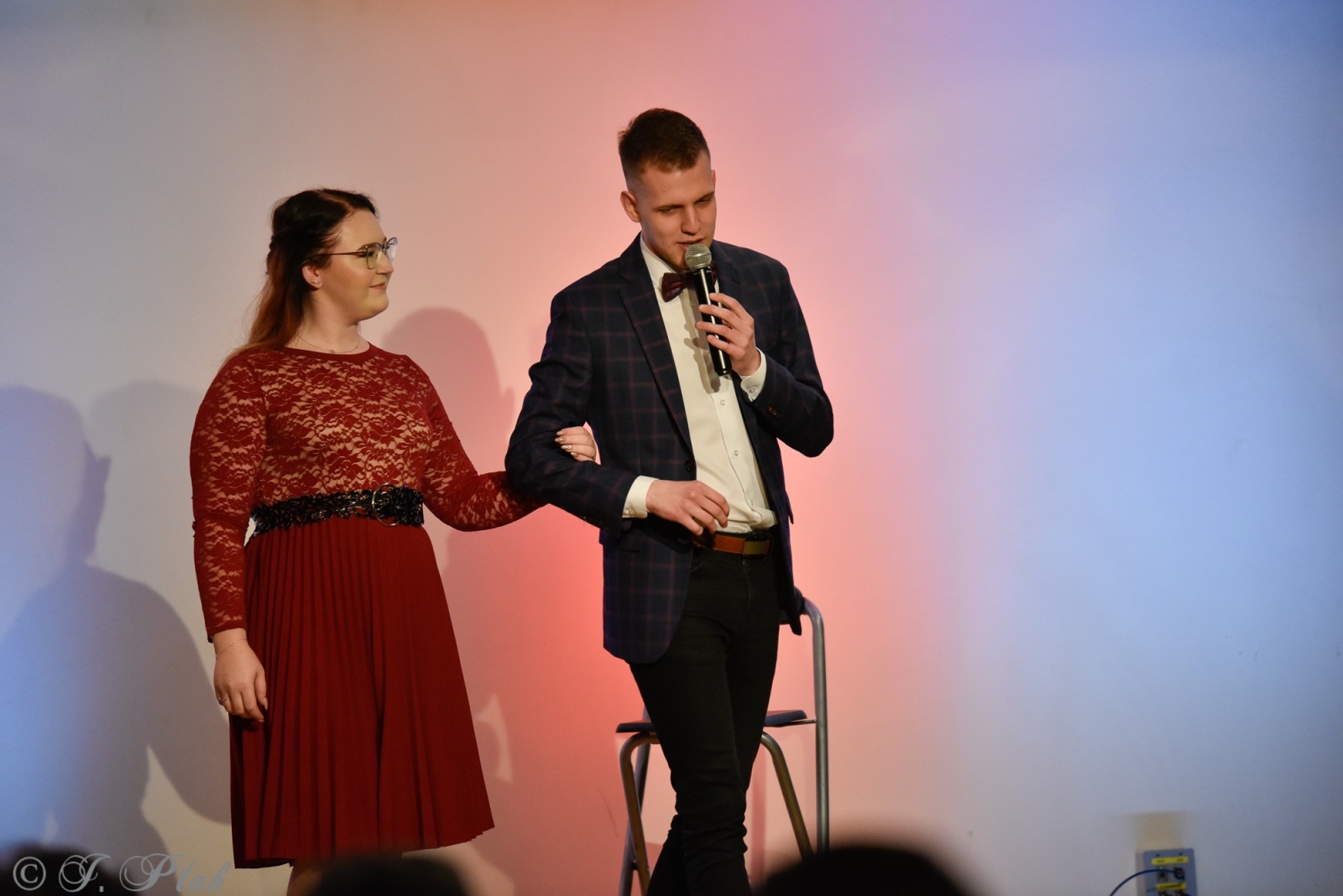 Zdjęcie w galerii na portalu naszraciborz.pl: Miraż w koncercie walentynkowym na zamku wiadomości z regionu