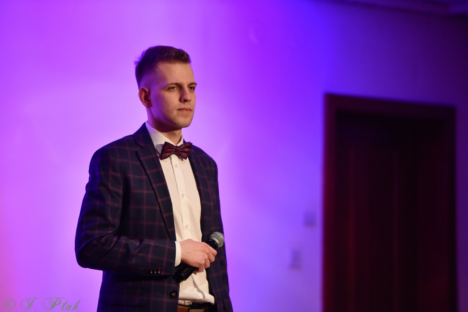 Zdjęcie w galerii na portalu naszraciborz.pl: Miraż w koncercie walentynkowym na zamku wiadomości z regionu