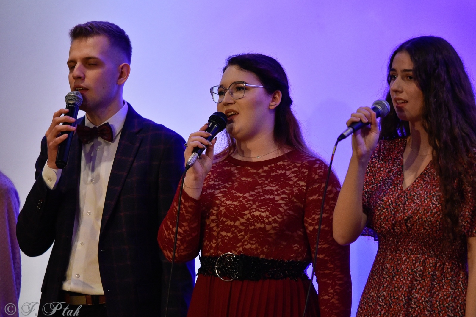 Zdjęcie w galerii na portalu naszraciborz.pl: Miraż w koncercie walentynkowym na zamku wiadomości z regionu