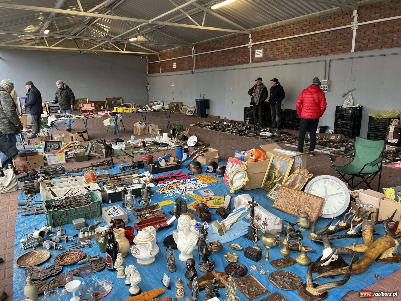 Zdjęcie w galerii na portalu naszraciborz.pl: Targ staroci w Pietrowicach Wlk. czeka na wiosenne przebudzenie wiadomości z regionu