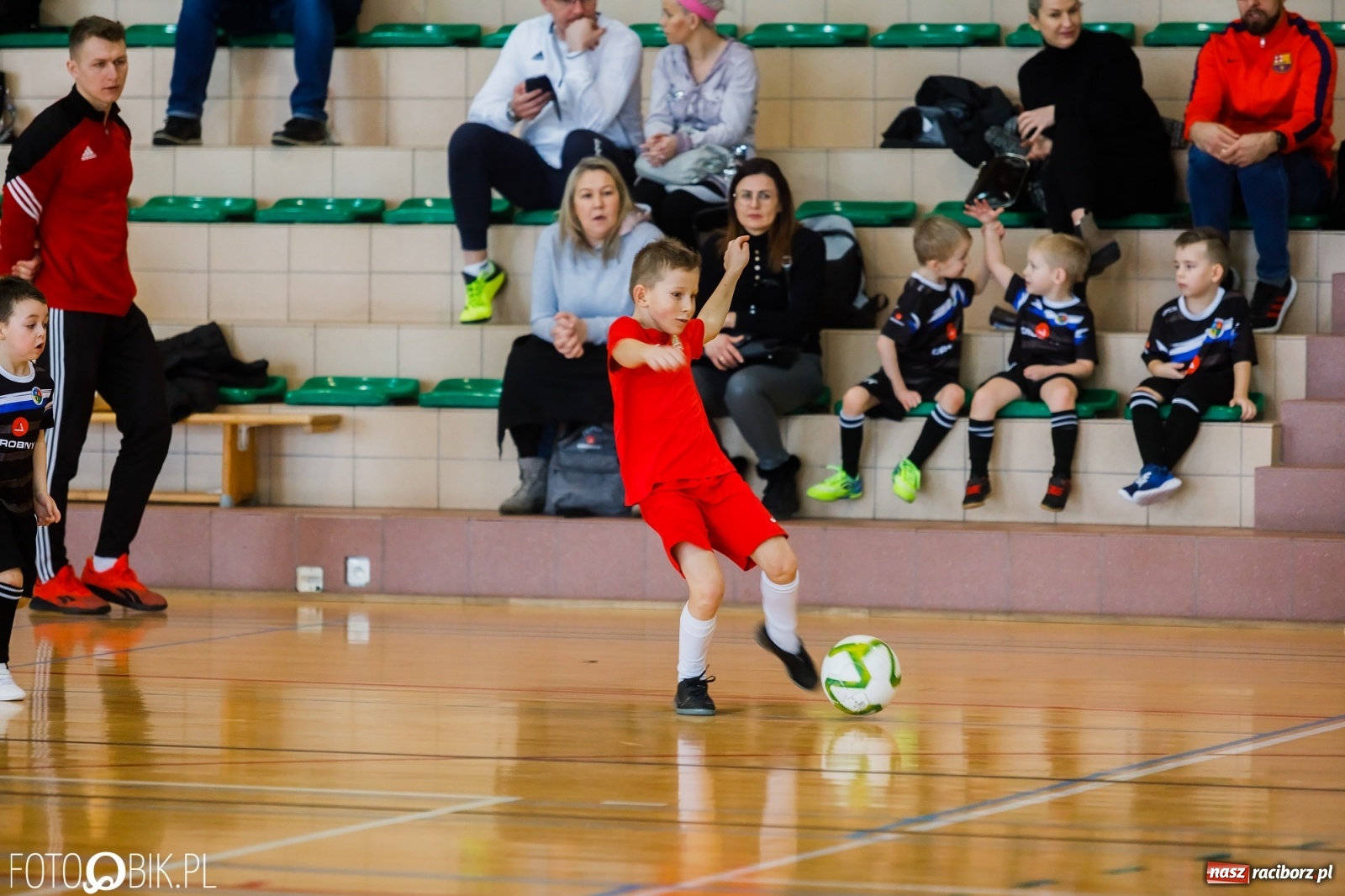 Zdjęcie w galerii na portalu naszraciborz.pl: Piłkarska rywalizacja w Rudniku. Stawką puchar Gminy Krzyżanowice [FOTO] wiadomości z regionu