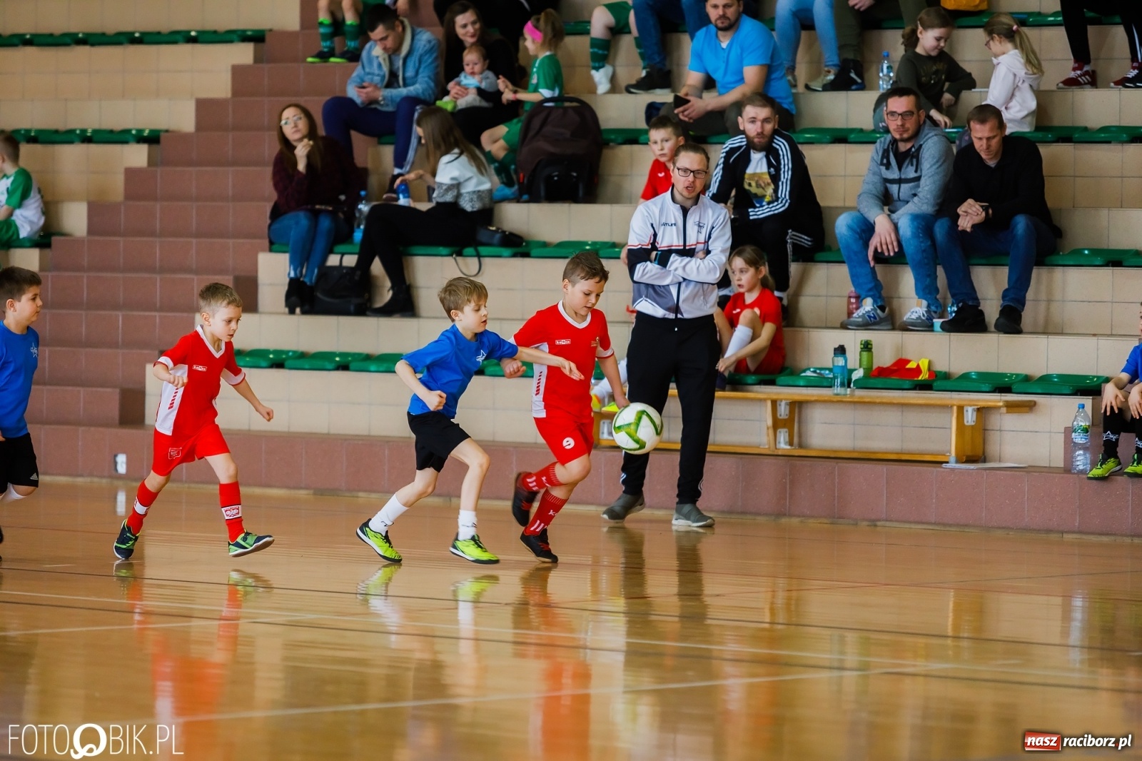 Zdjęcie w galerii na portalu naszraciborz.pl: Piłkarska rywalizacja w Rudniku. Stawką puchar Gminy Krzyżanowice [FOTO] wiadomości z regionu