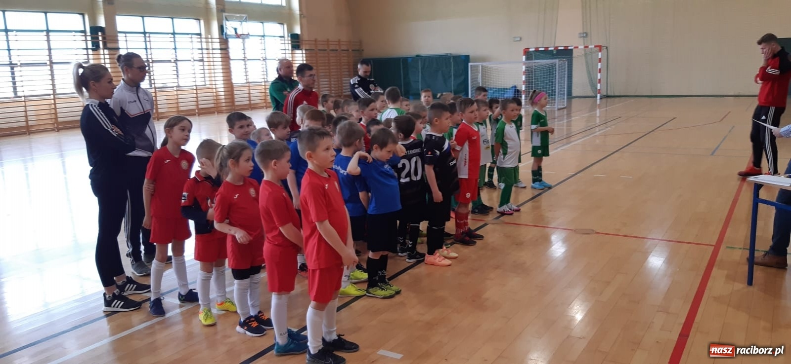 Zdjęcie w galerii na portalu naszraciborz.pl: Piłkarska rywalizacja w Rudniku. Stawką puchar Gminy Krzyżanowice [FOTO] wiadomości z regionu