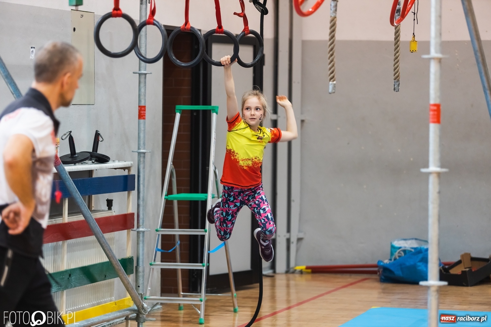 Zdjęcie w galerii na portalu naszraciborz.pl: Zwinność, szybkość, wytrzymałość. I mistrzostwa powiatu w OCR [FOTO] wiadomości z regionu